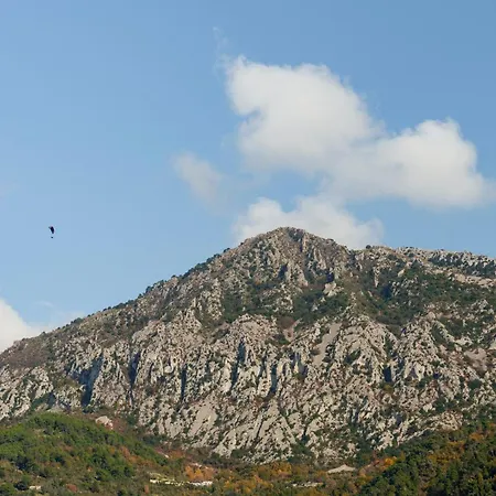 Baieta - Appt Climatise Jacuzzi Vue アパート *