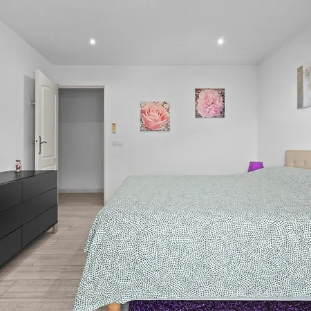 Baieta - Appt Climatise Jacuzzi Vue マントン